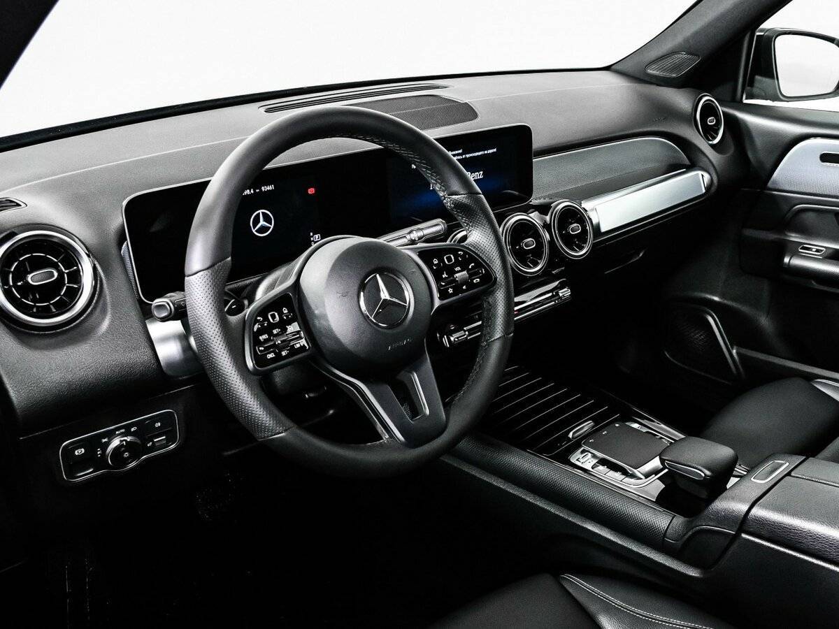 Mercedes-Benz GLB 200, 2020 Фото №12