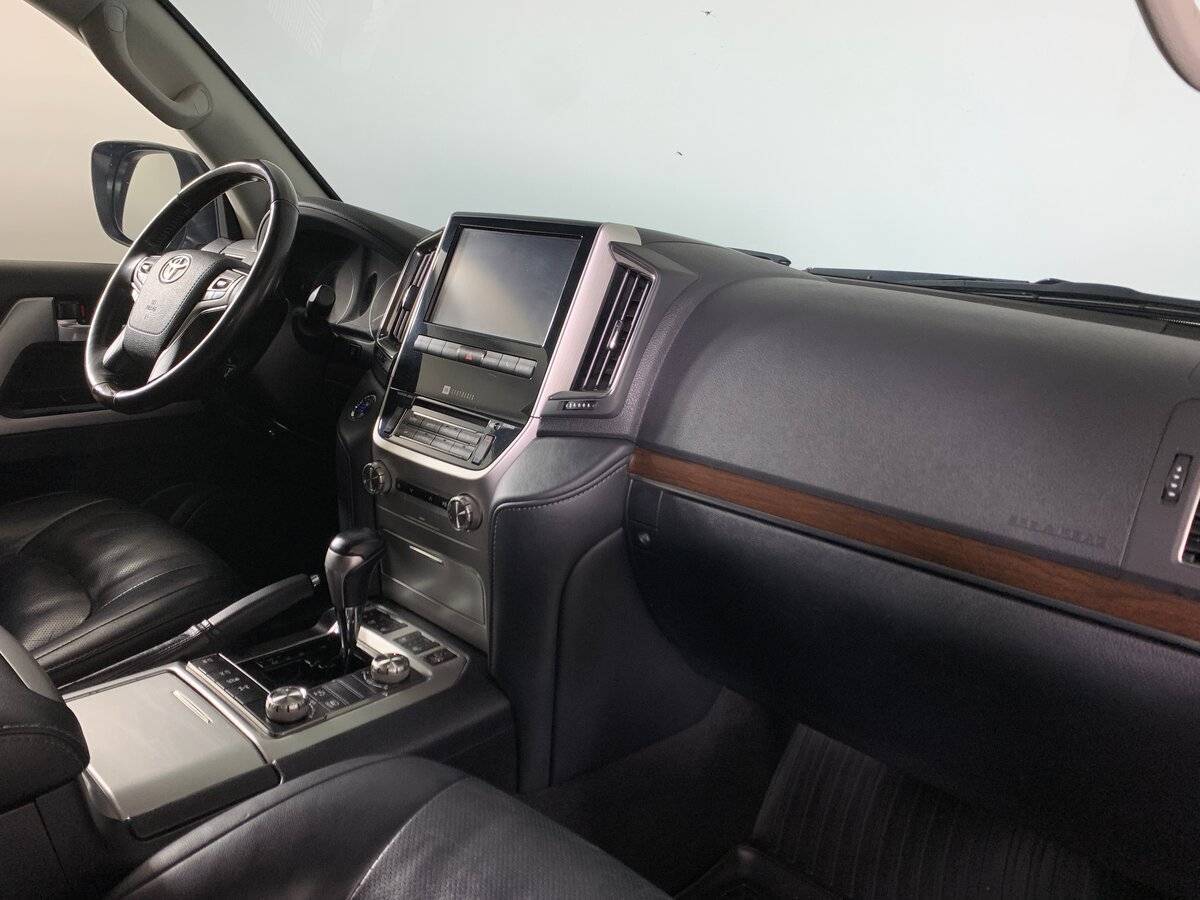 Toyota Land Cruiser, 2019 Фото №13