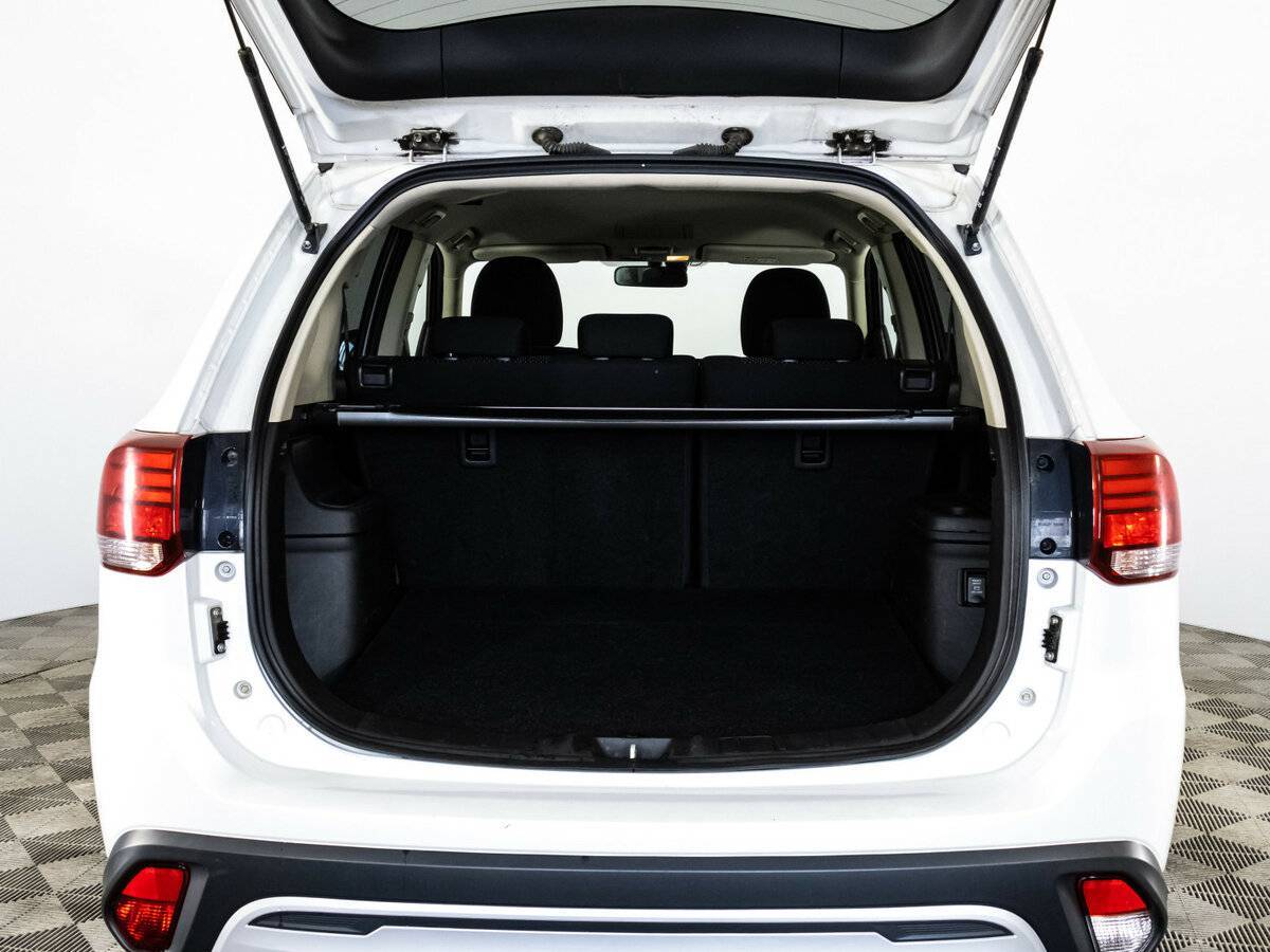 Mitsubishi Outlander, 2019 Фото №16