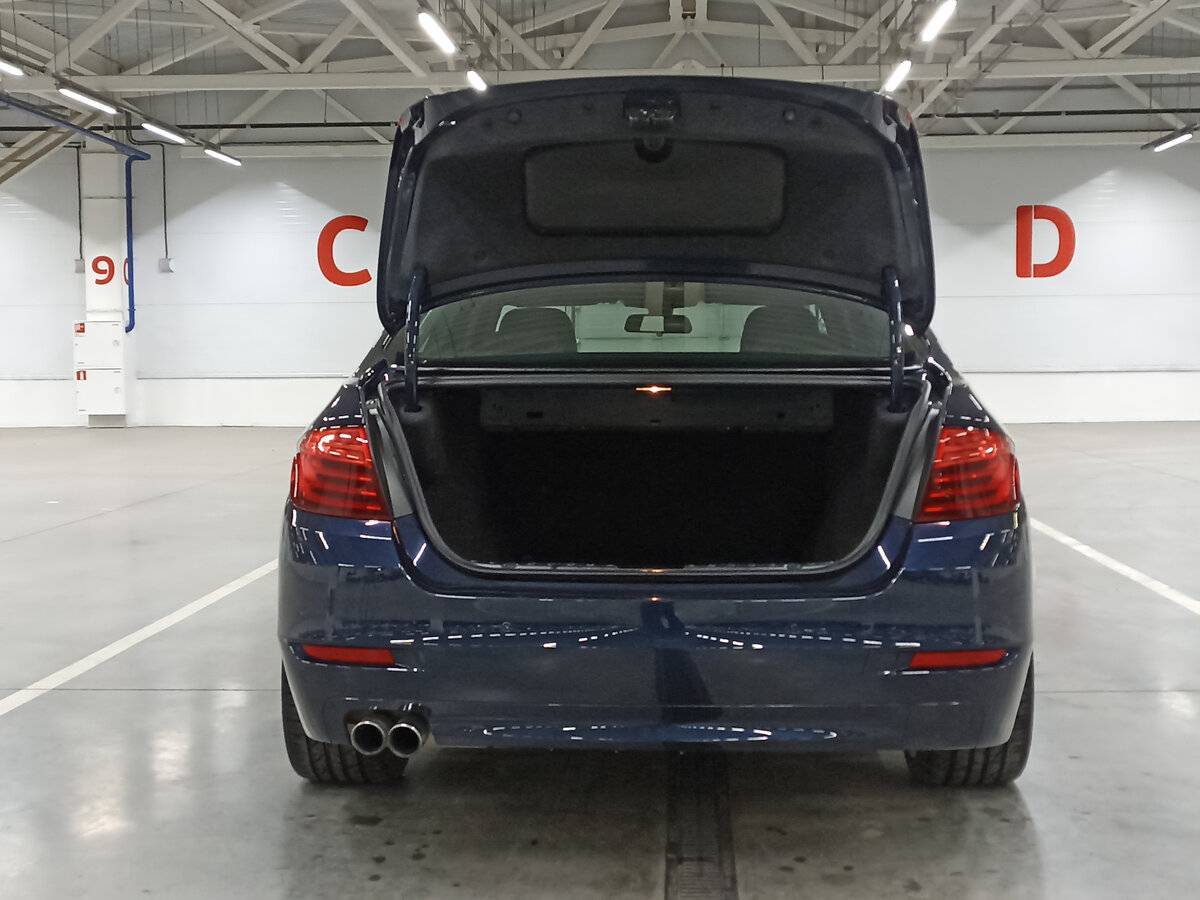 BMW 5 серии 520i, 2015 Фото №10