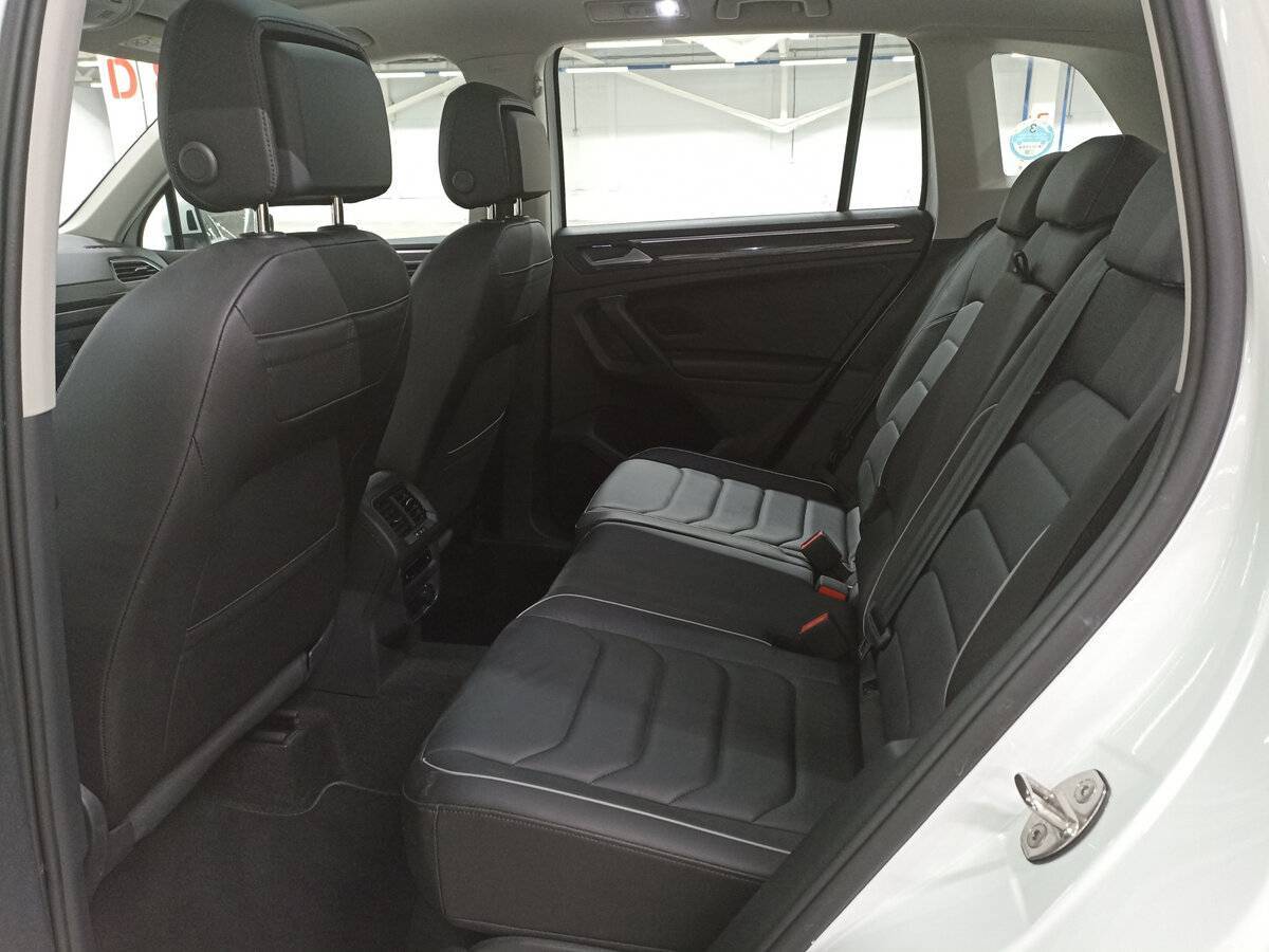 Volkswagen Tiguan, 2022 Фото №12