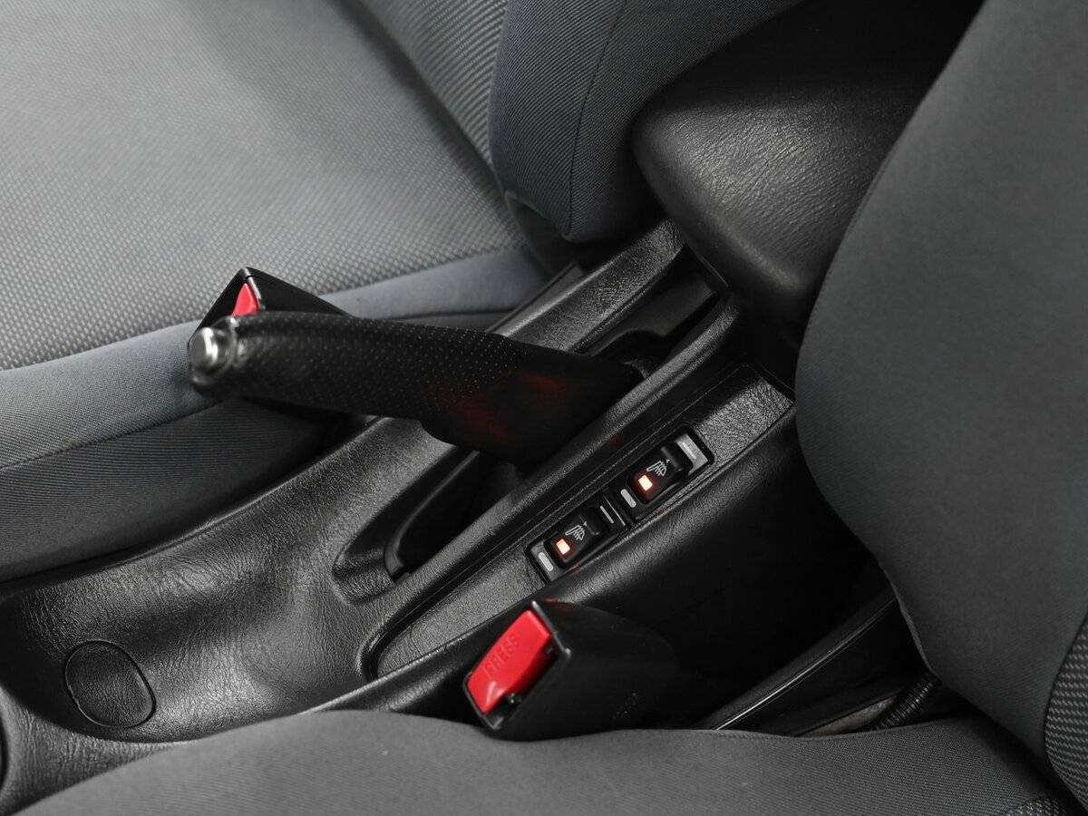 Nissan Almera, 2005 Фото №12