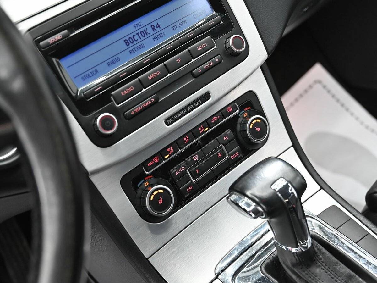 Volkswagen Passat, 2010 - 186 000 км. | Фото №8