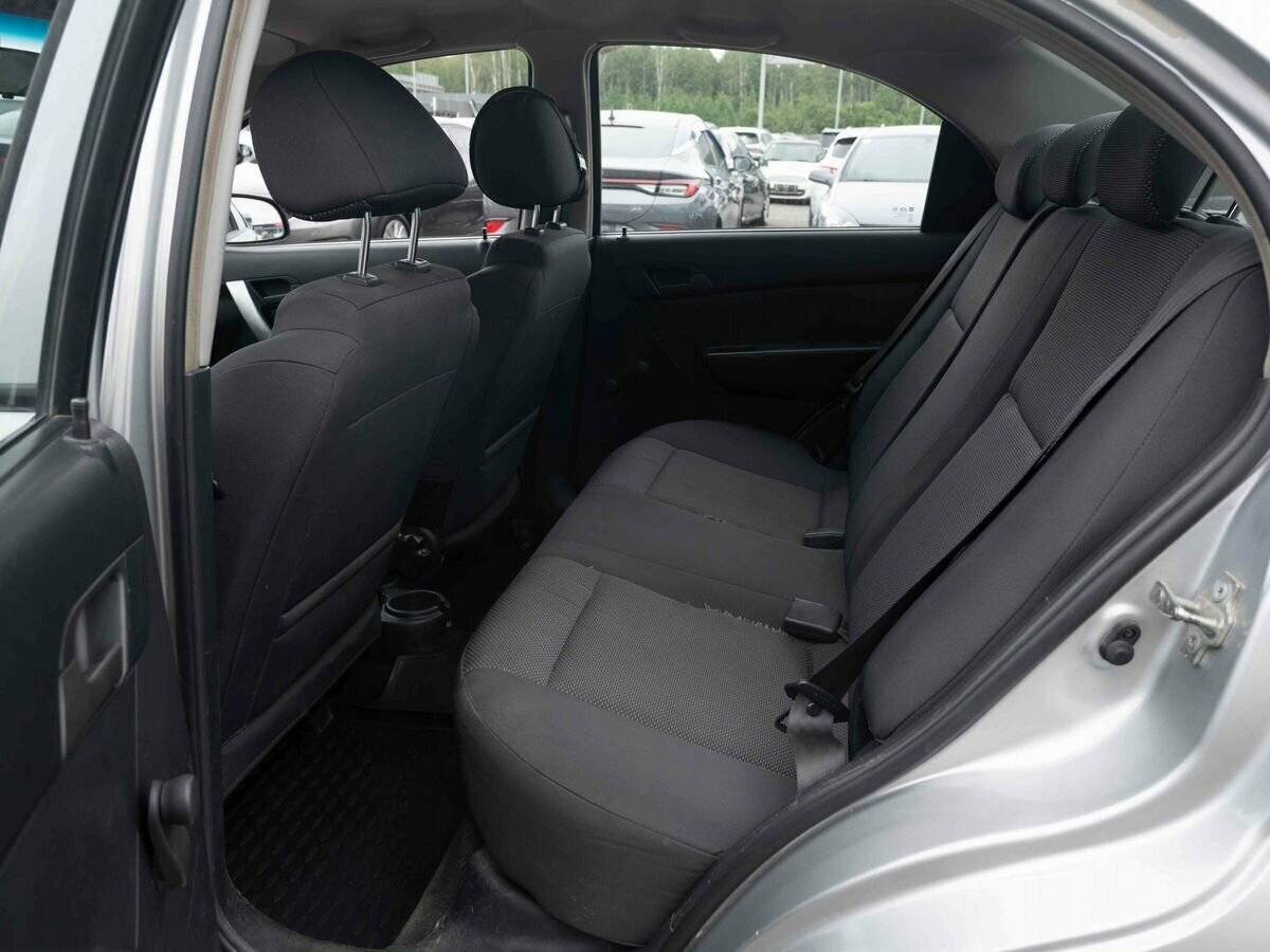 Chevrolet Aveo, 2010 Фото №9