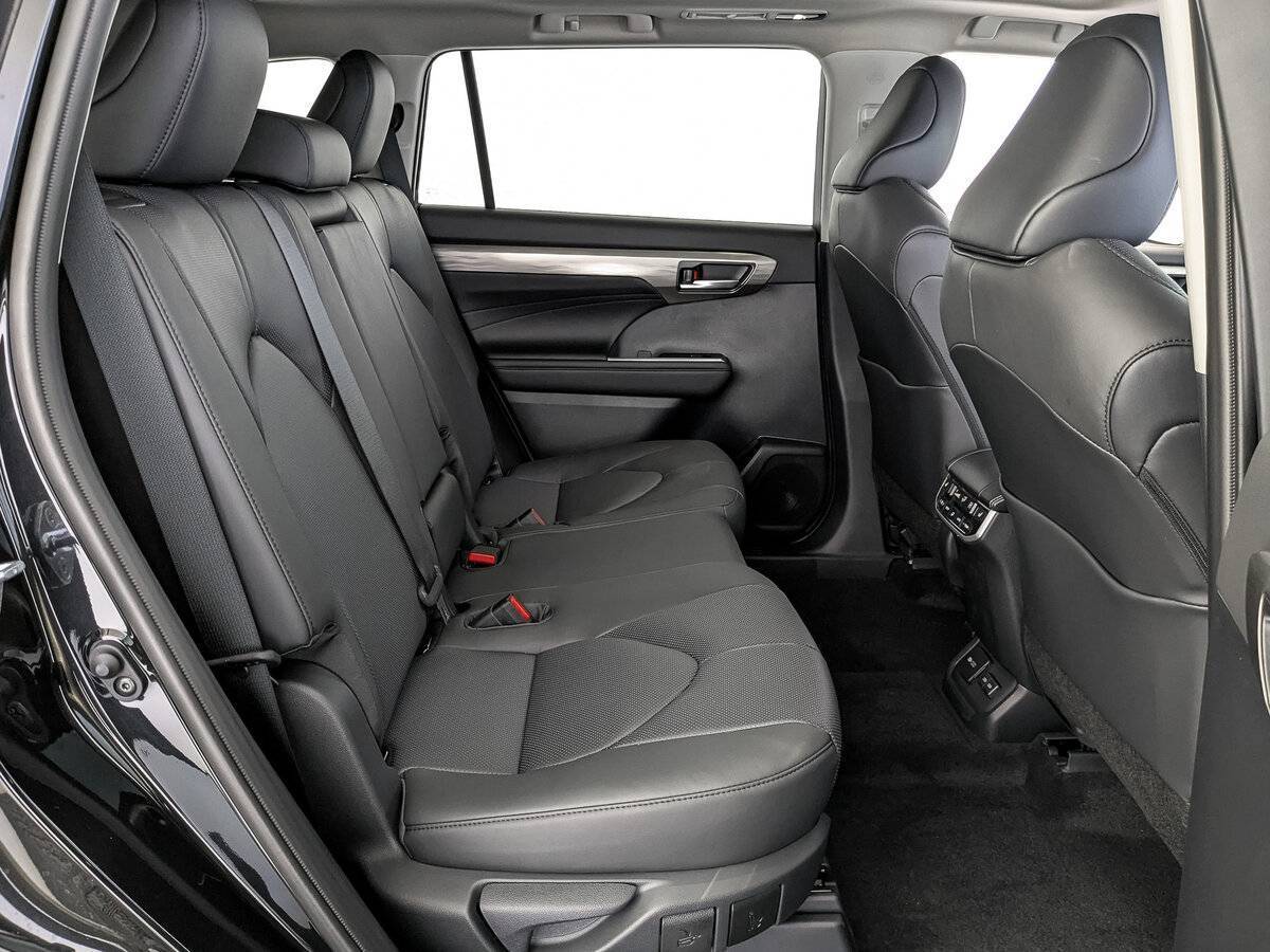 Toyota Highlander, 2025 Фото №12
