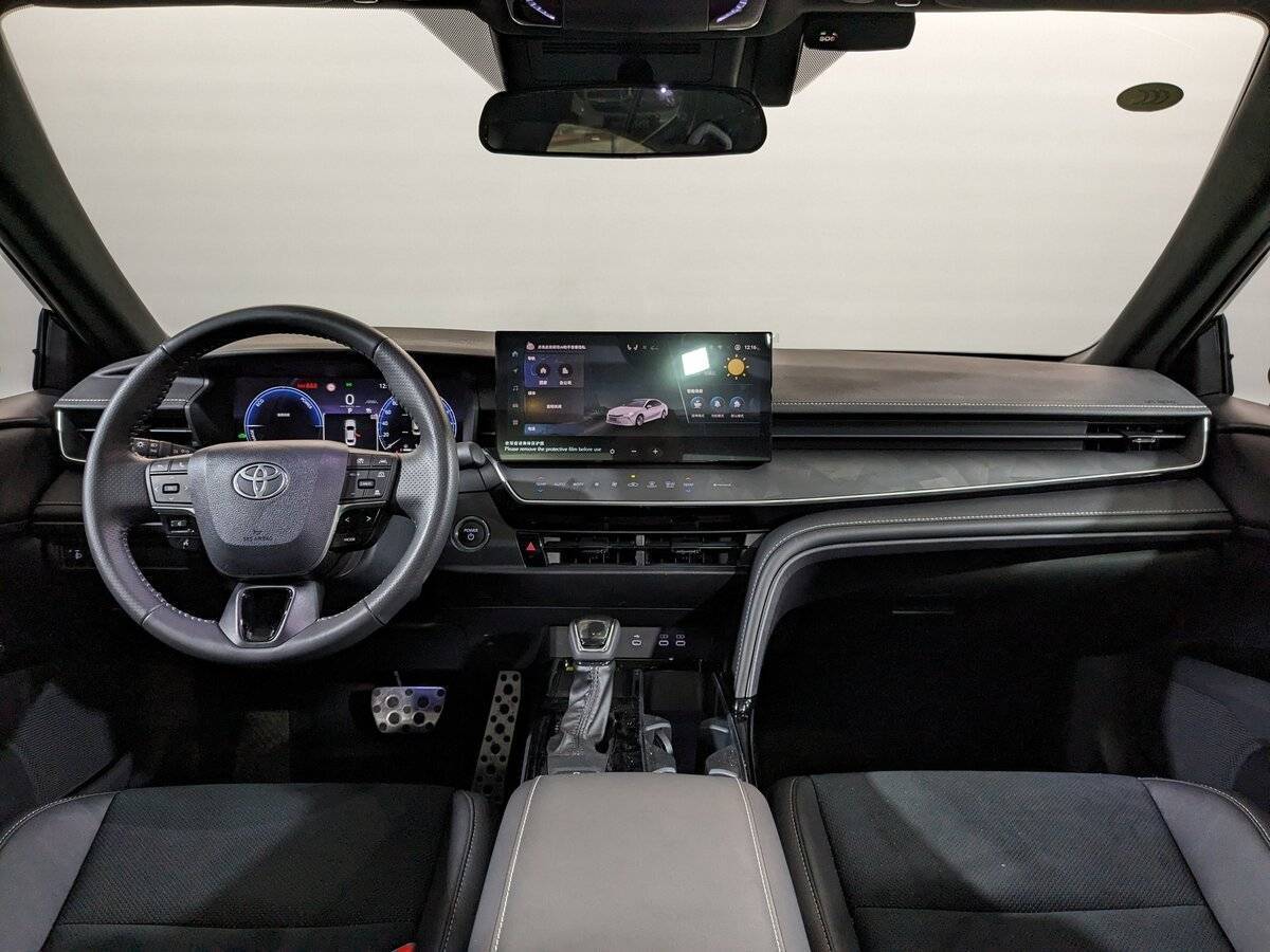 Toyota Camry, 2024 Фото №10