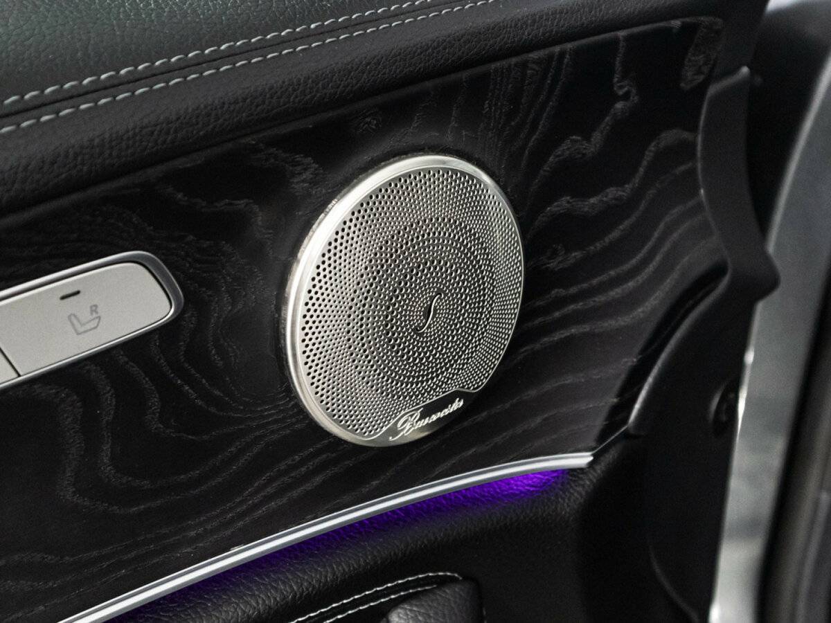 Mercedes-Benz E-Класс 300, 2017 Фото №18