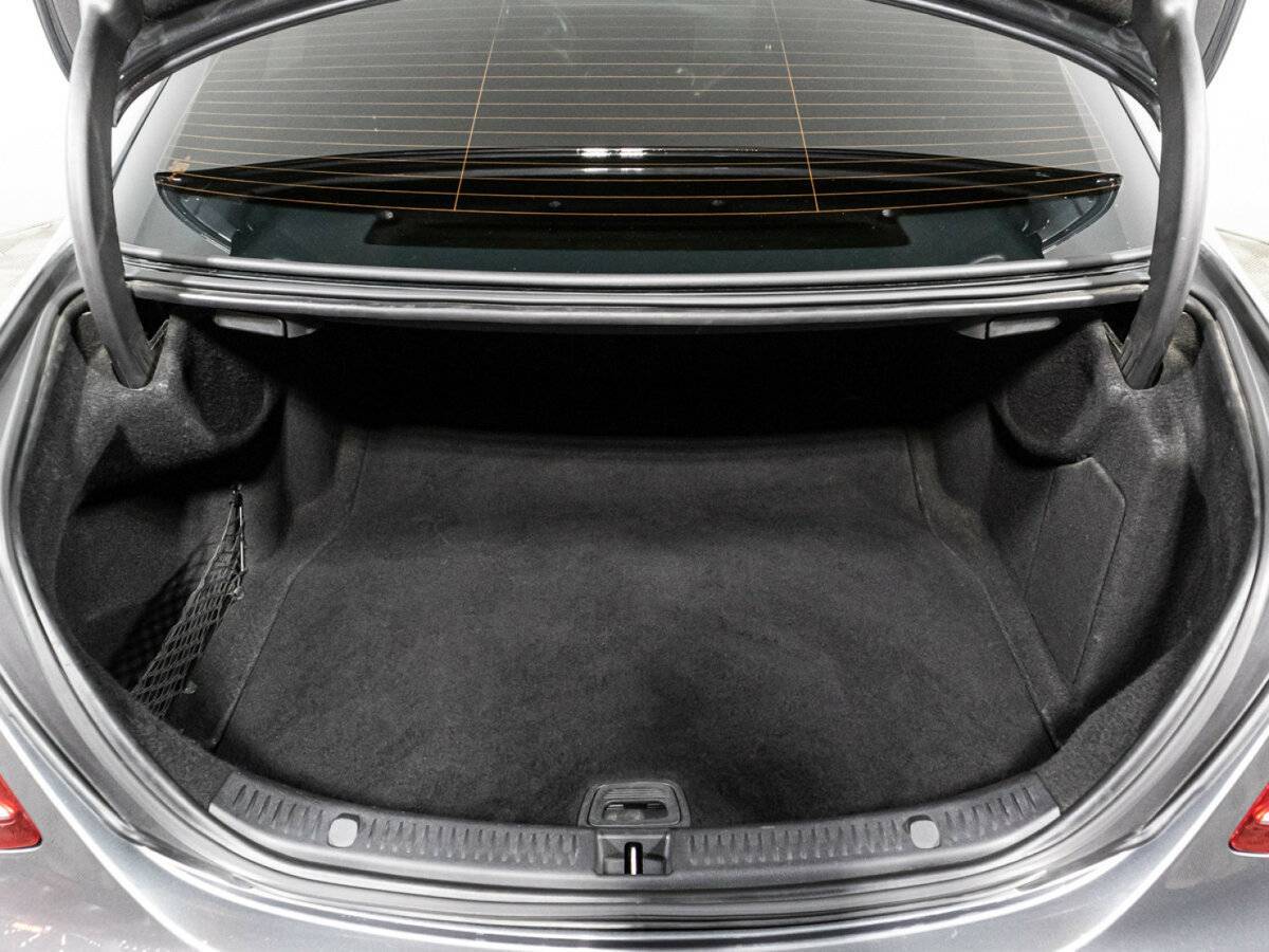 Mercedes-Benz E-Класс 300, 2017 Фото №25