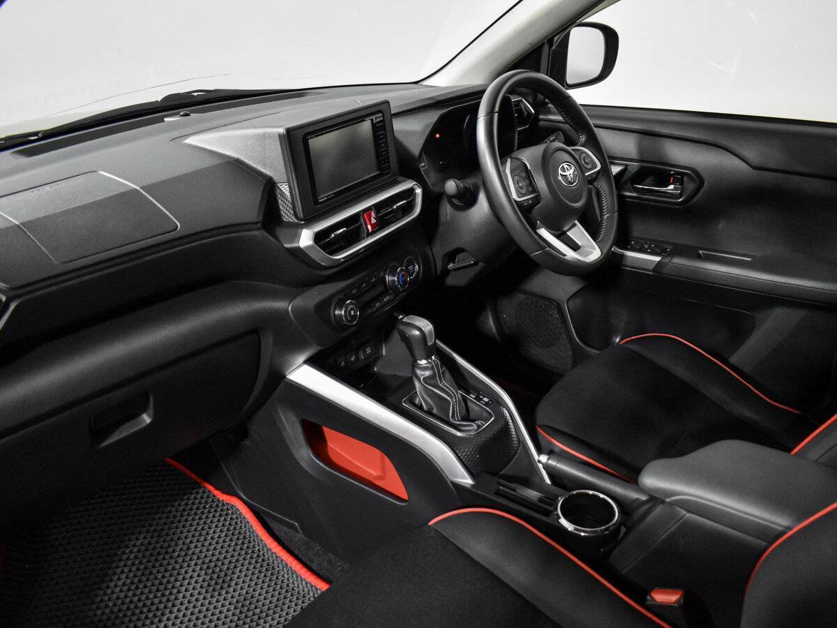 Toyota Raize, 2021 Фото №9