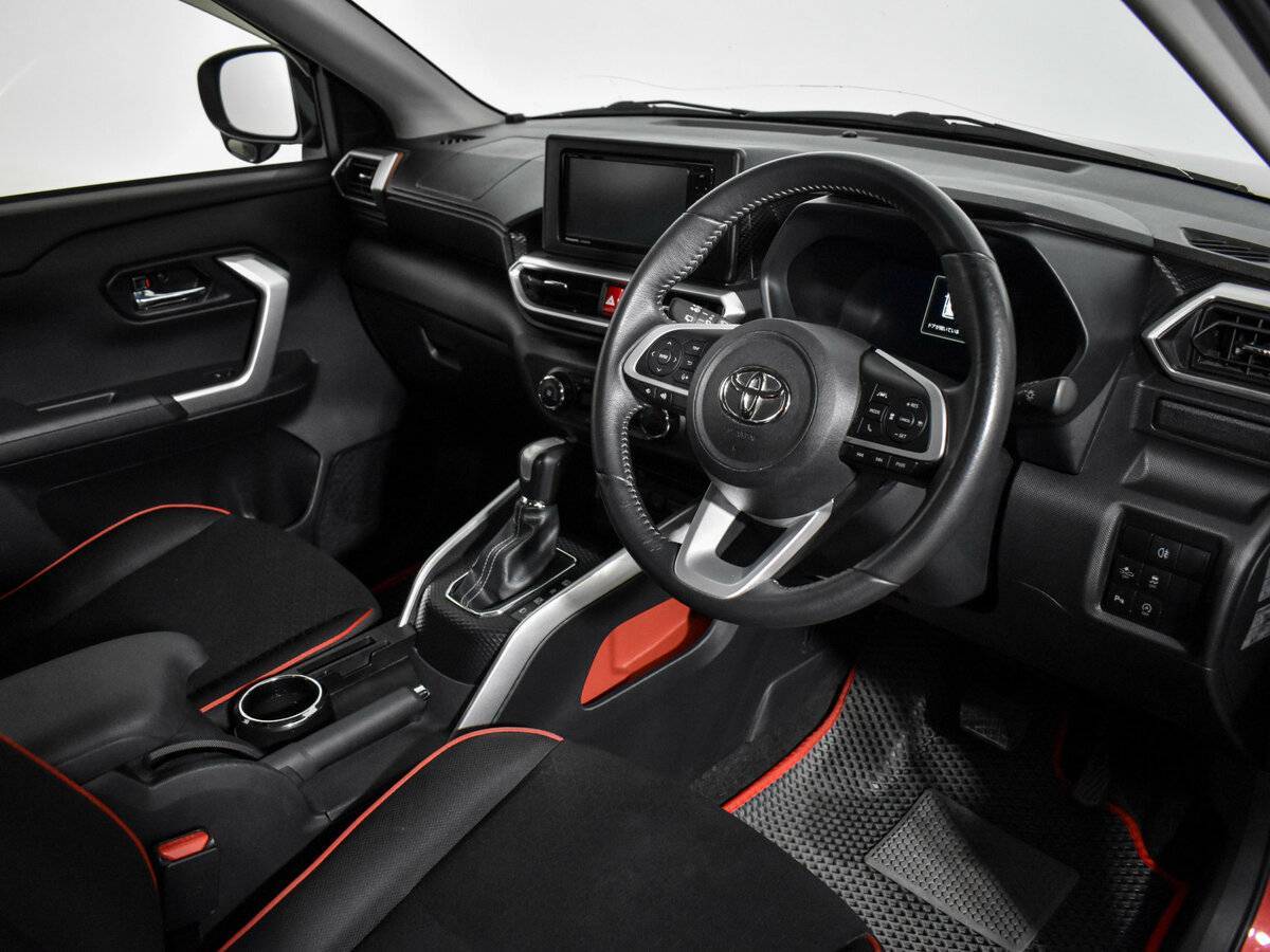 Toyota Raize, 2021 Фото №11