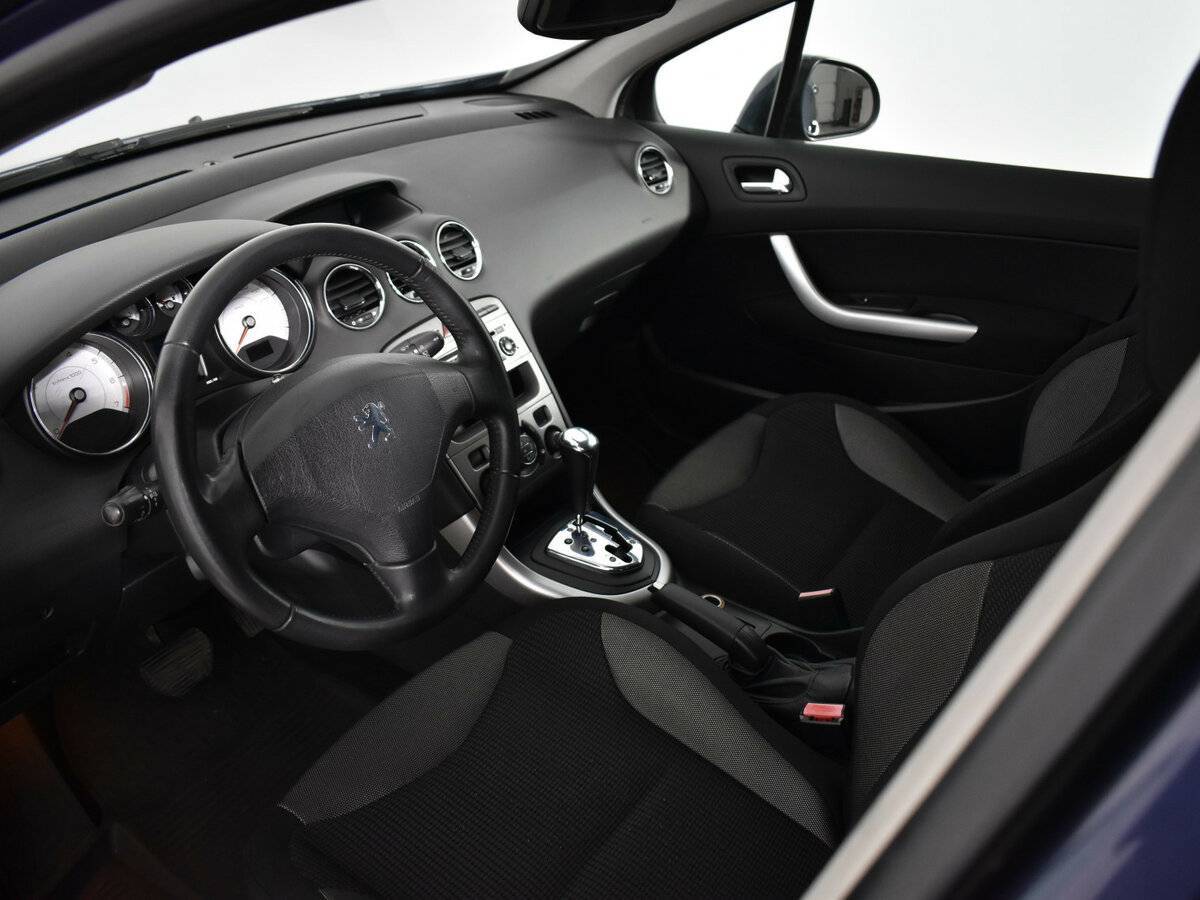 Peugeot 308, 2008 Фото №9