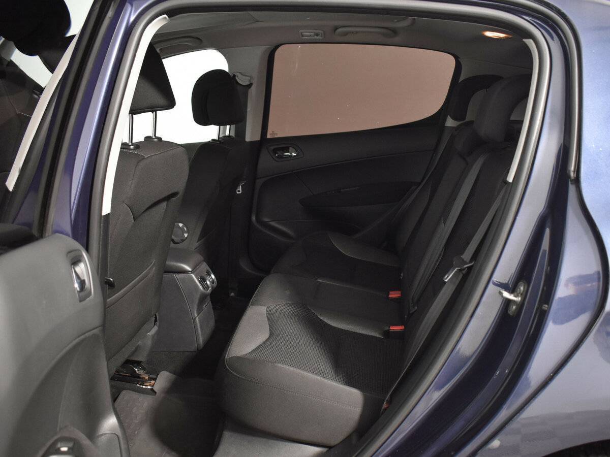 Peugeot 308, 2008 Фото №12