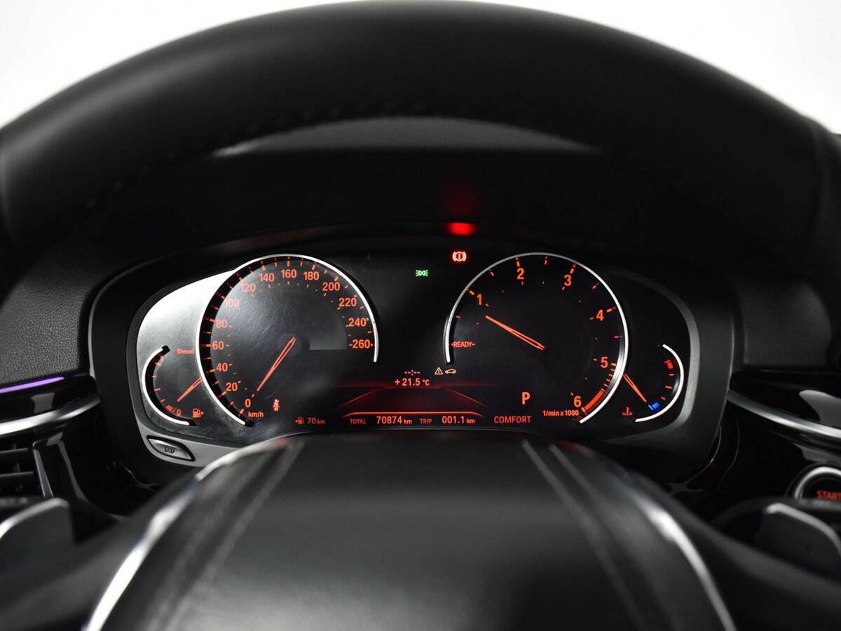 BMW 5 серии 520d xDrive, 2020 Фото №13