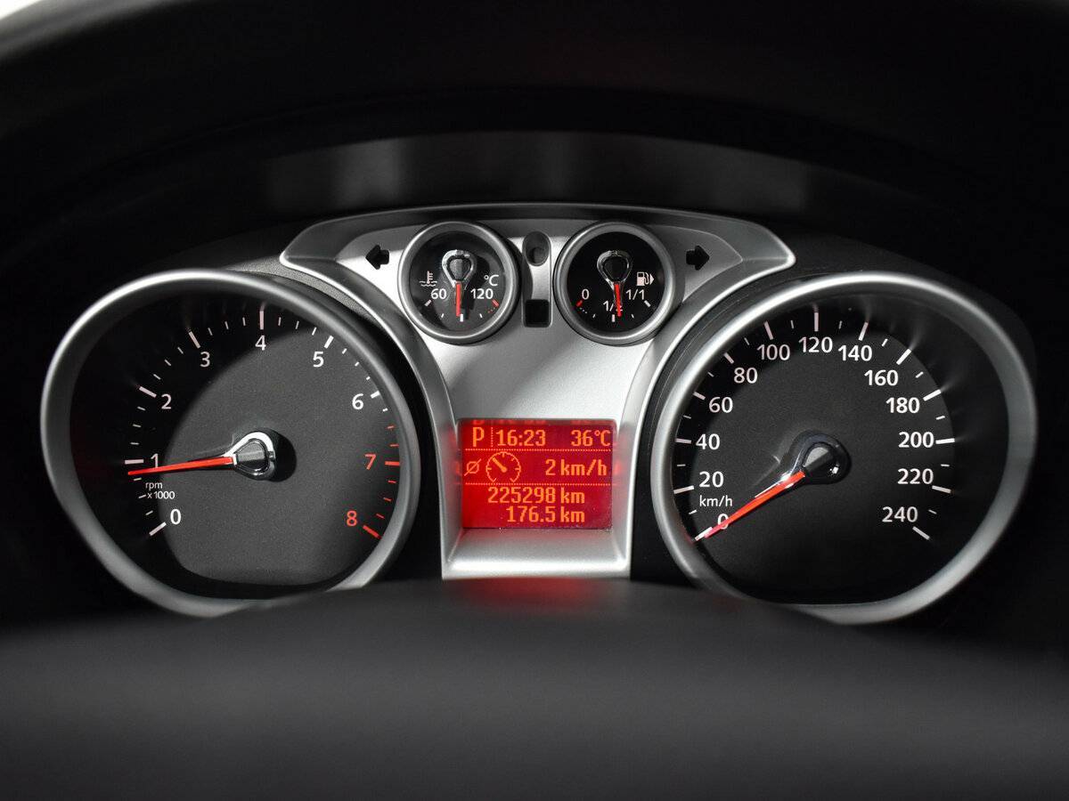 Ford Focus, 2010 Фото №13