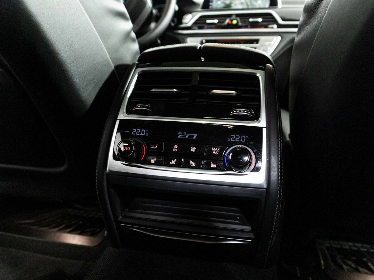 BMW 7 серии Long 730Ld xDrive, 2016 Фото №32