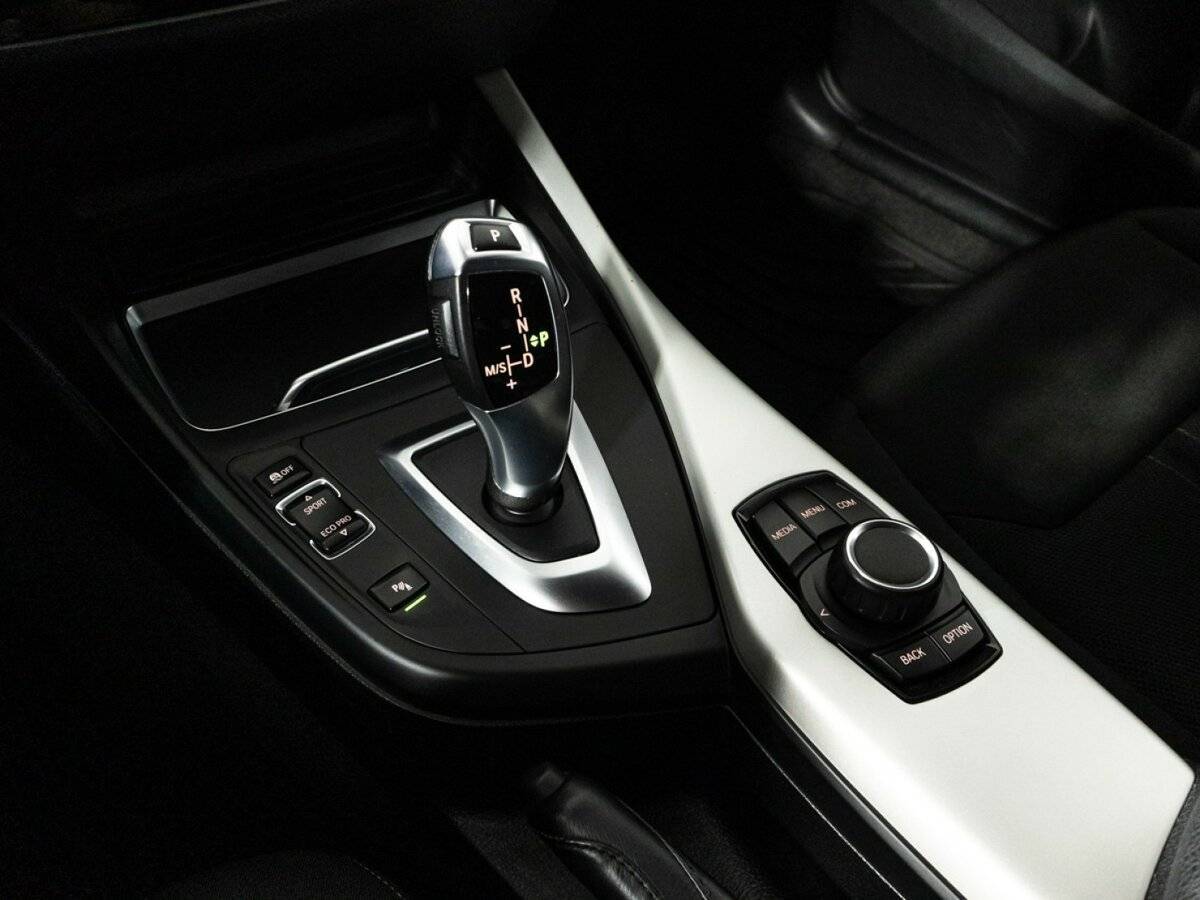 BMW 1 серии 118i, 2018 Фото №19