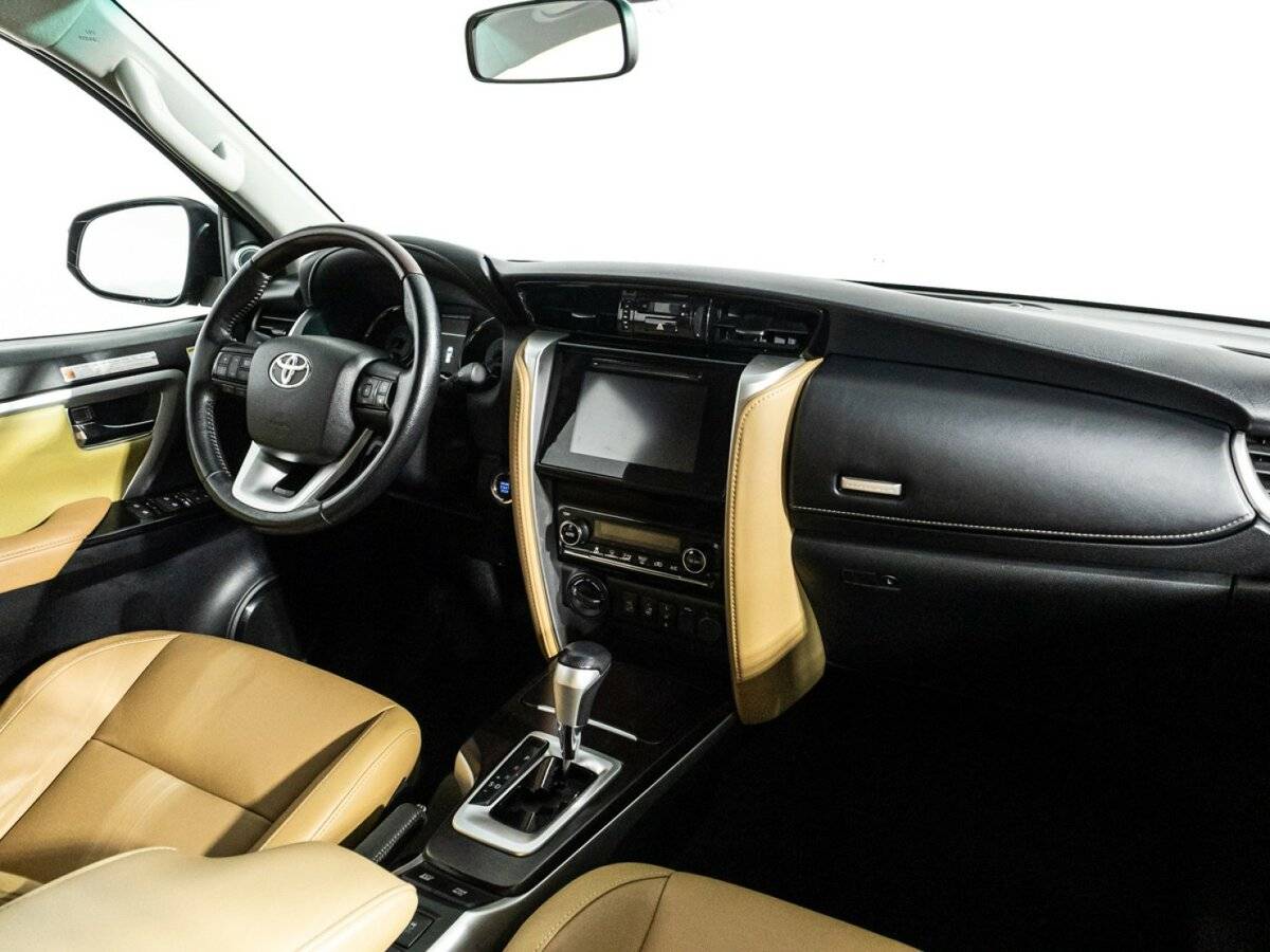 Toyota Fortuner, 2019 Фото №9
