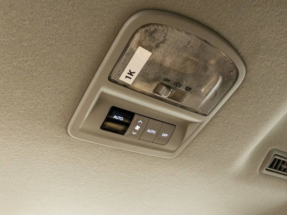 Toyota Fortuner, 2019 Фото №18