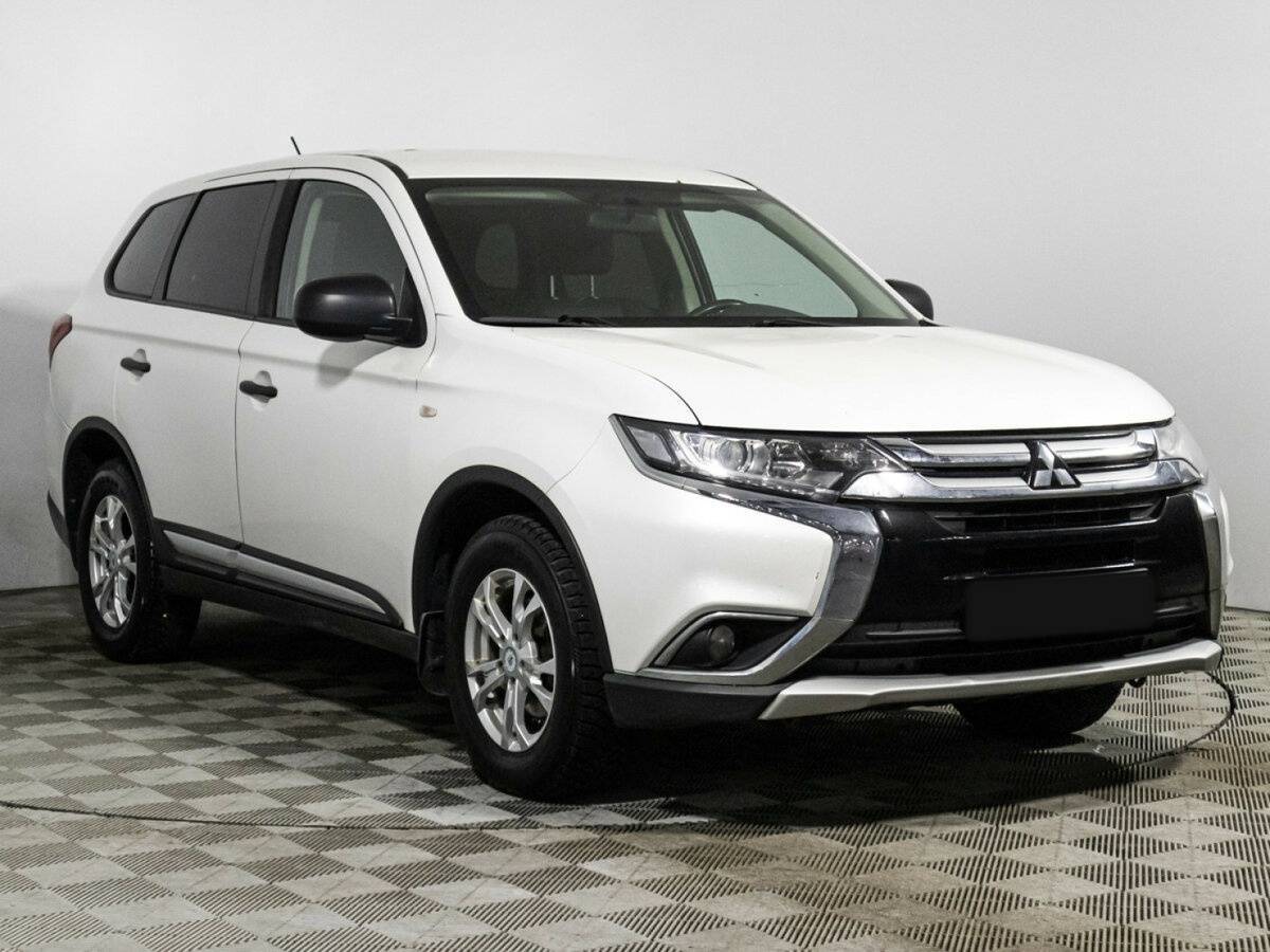 Mitsubishi Outlander, 2016 - 111 508 км. | Фото №3