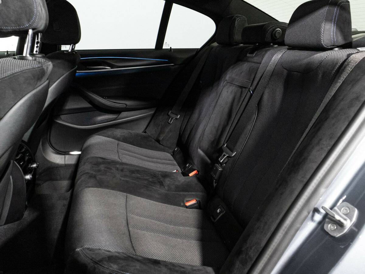 BMW 5 серии 530e, 2020 Фото №10