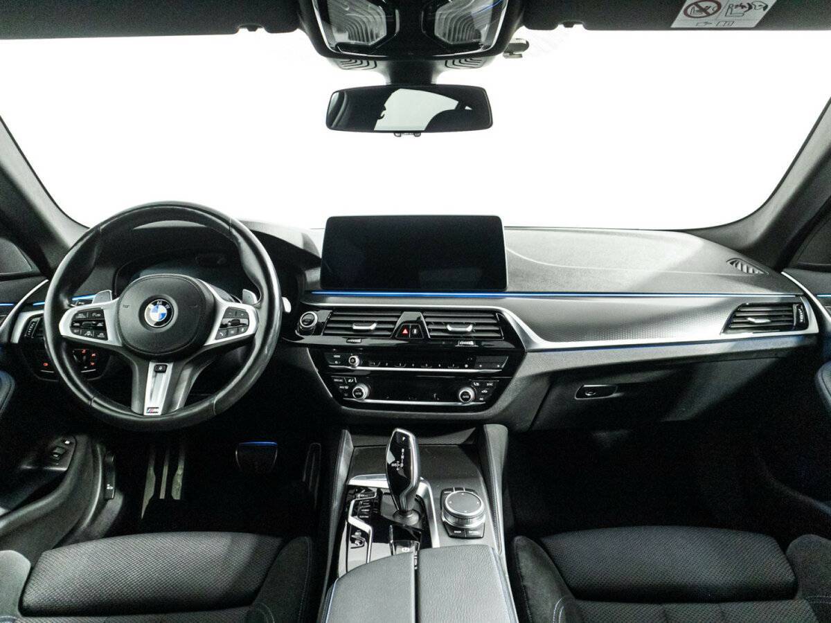 BMW 5 серии 530e, 2020 Фото №13