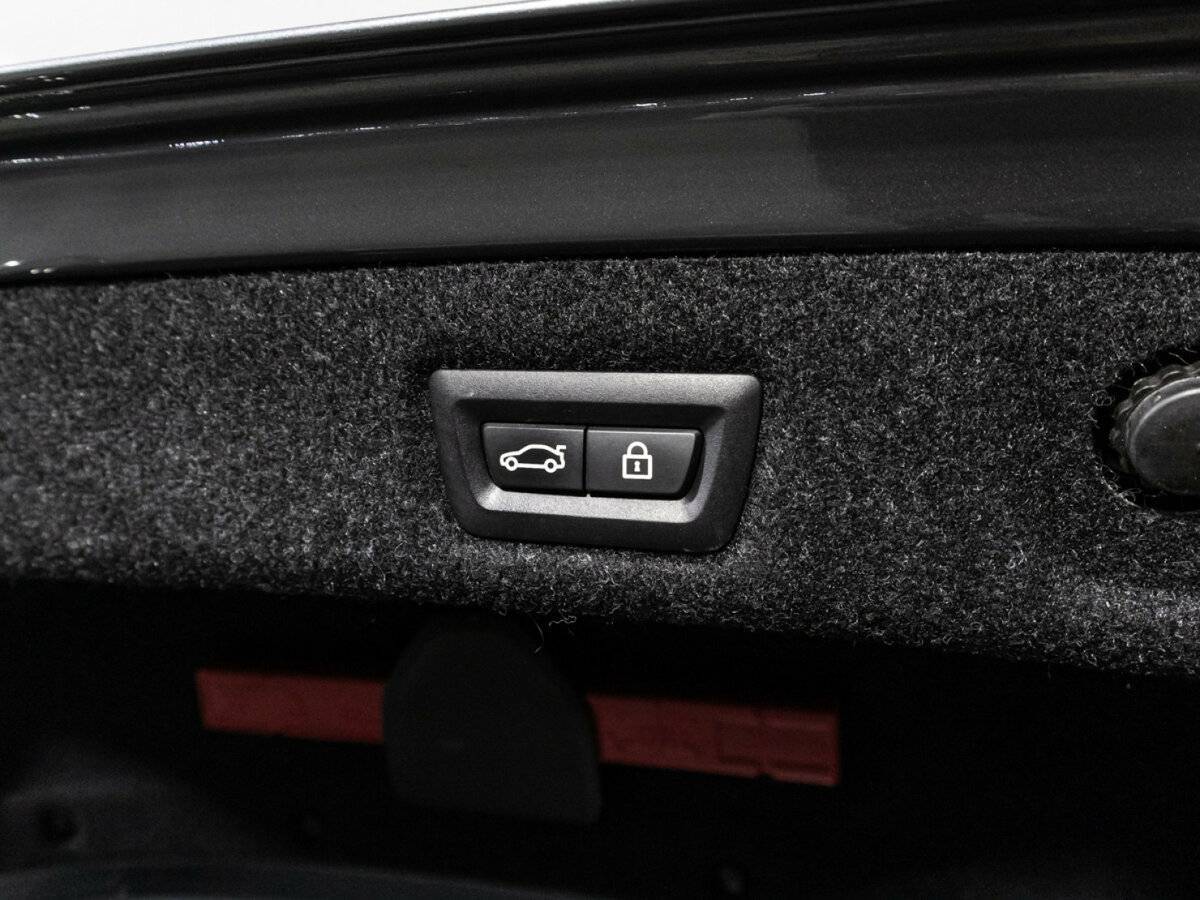 BMW 5 серии 530e, 2020 Фото №16