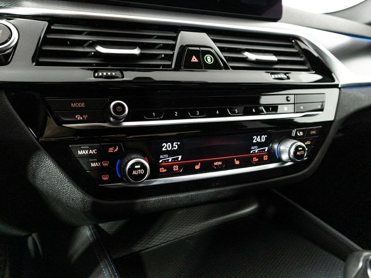 BMW 5 серии 530e, 2020 Фото №20