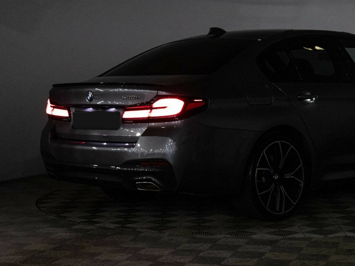 BMW 5 серии 530e, 2020 Фото №31