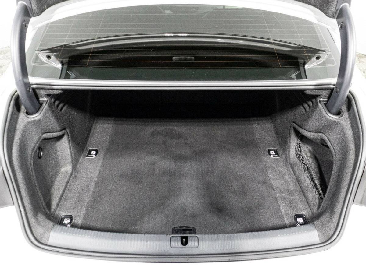 Audi A4, 2019 Фото №15