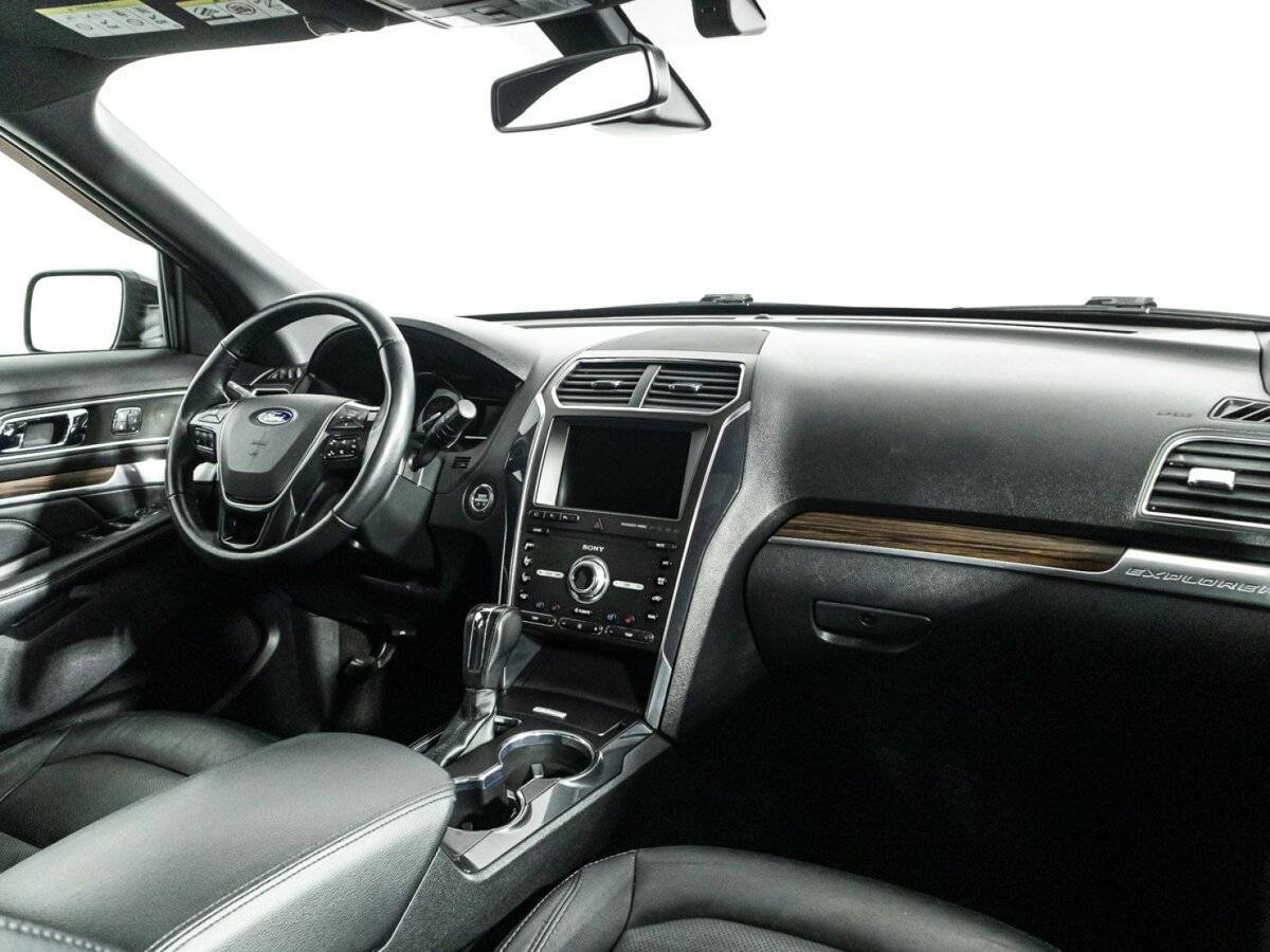 Ford Explorer, 2018 Фото №9