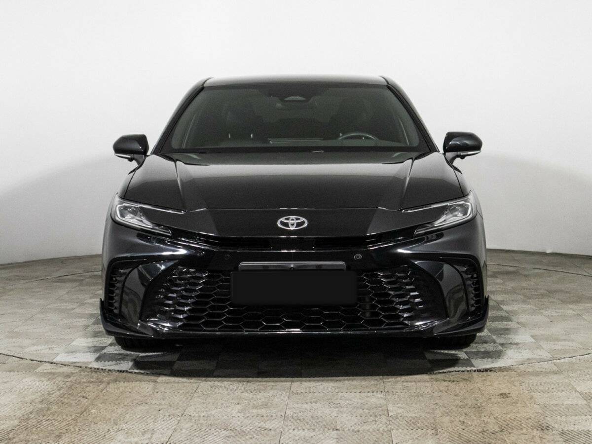 Toyota Camry, 2024 - 9 934 км. | Фото №2