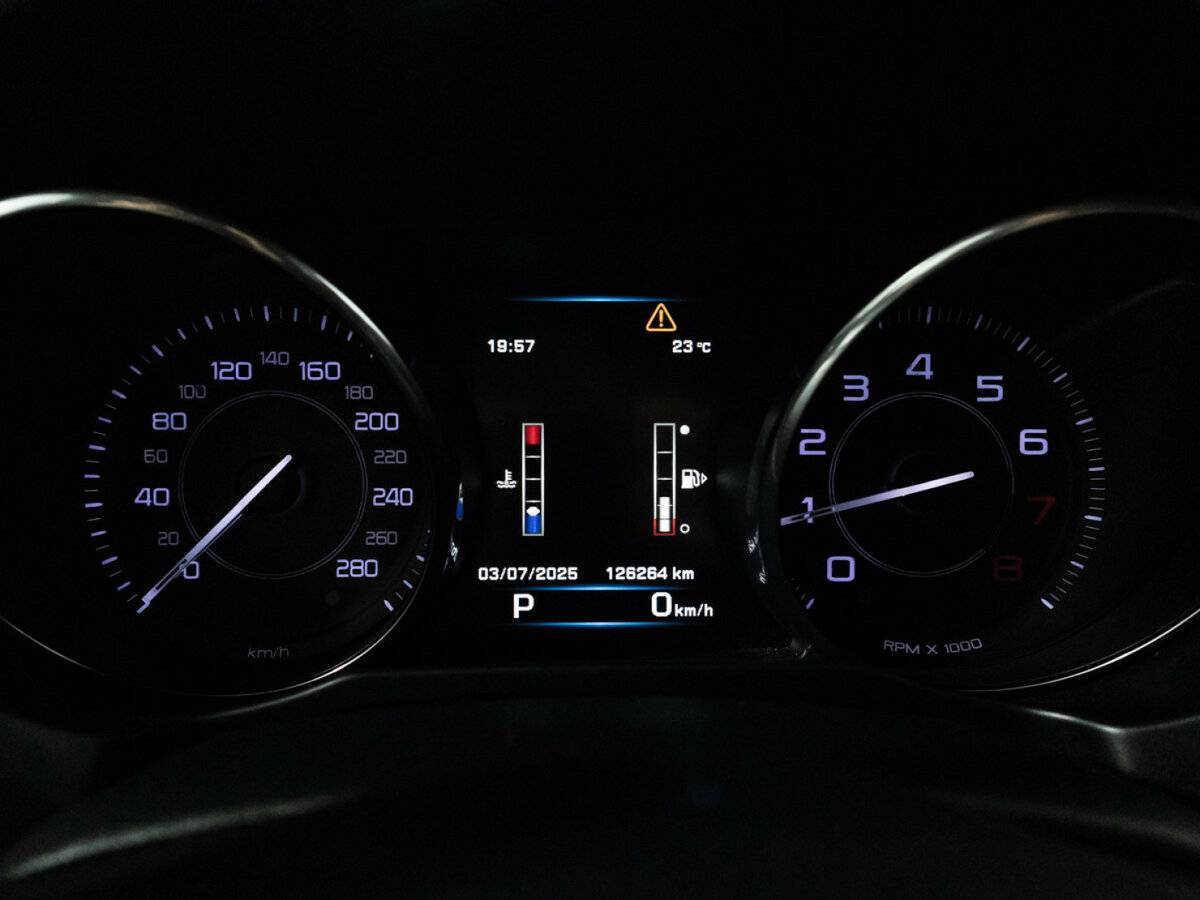 Jaguar XE, 2016 Фото №12