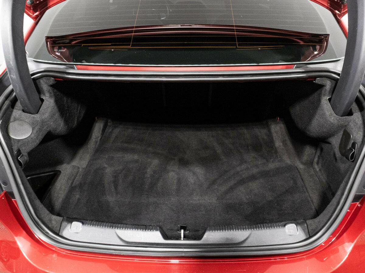 Jaguar XE, 2016 Фото №15