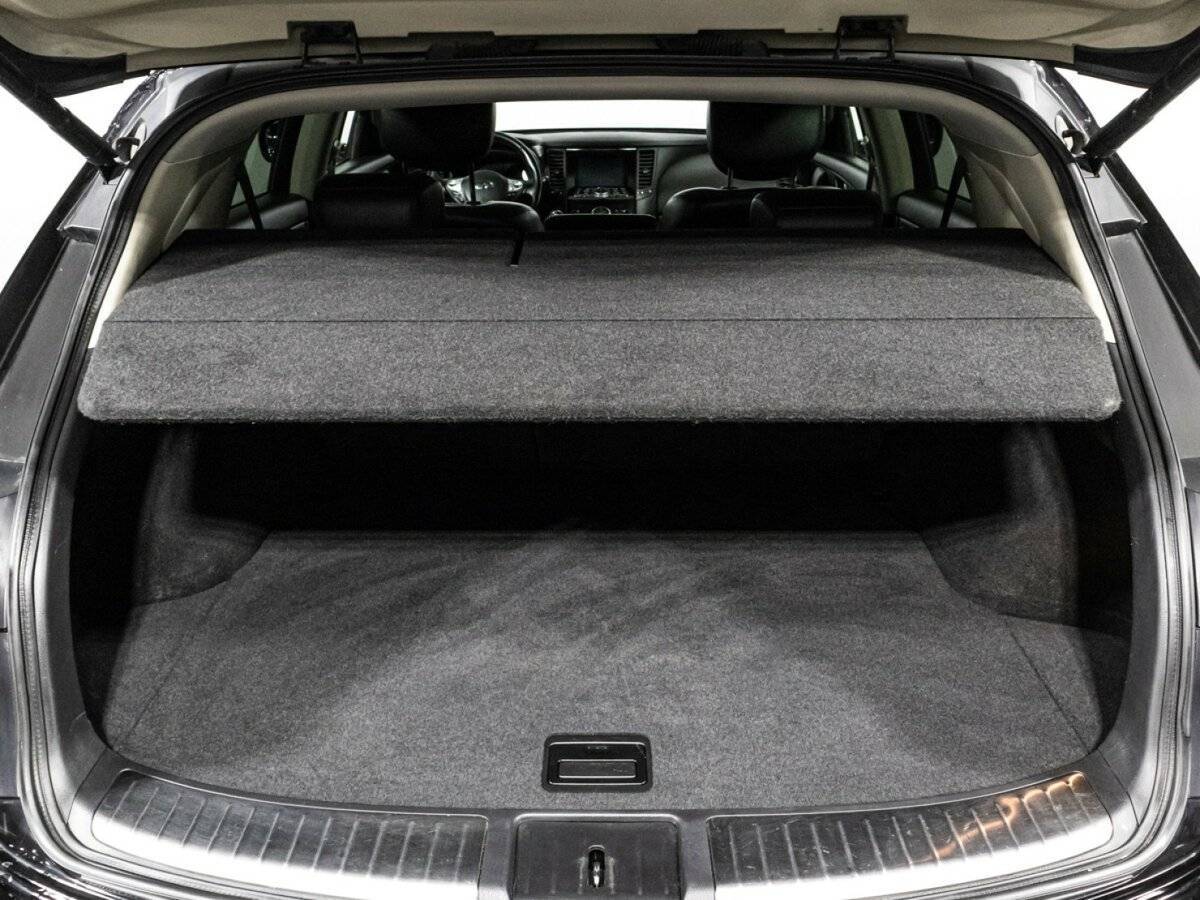 Infiniti QX70, 2014 Фото №15