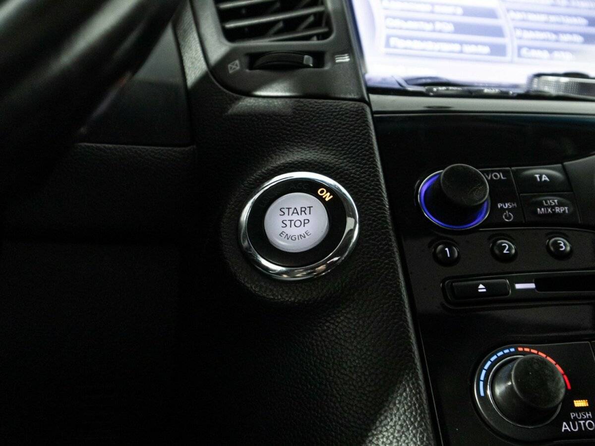 Infiniti QX70, 2014 Фото №26