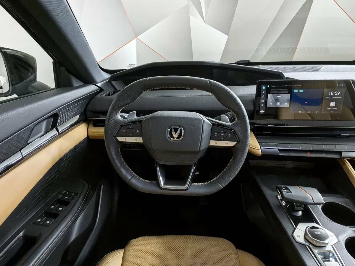 Changan UNI-V, 2022 Фото №18