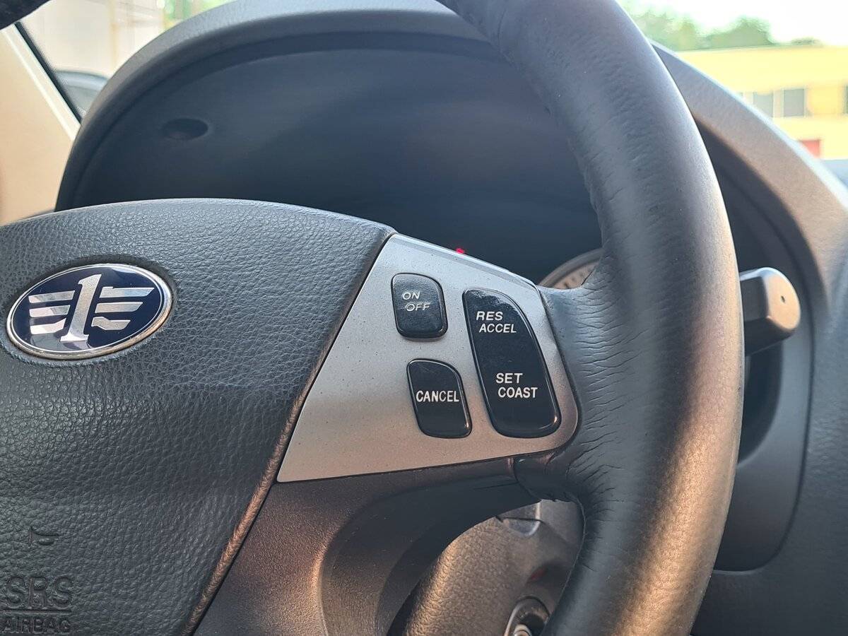 FAW Besturn B50, 2012 Фото №18