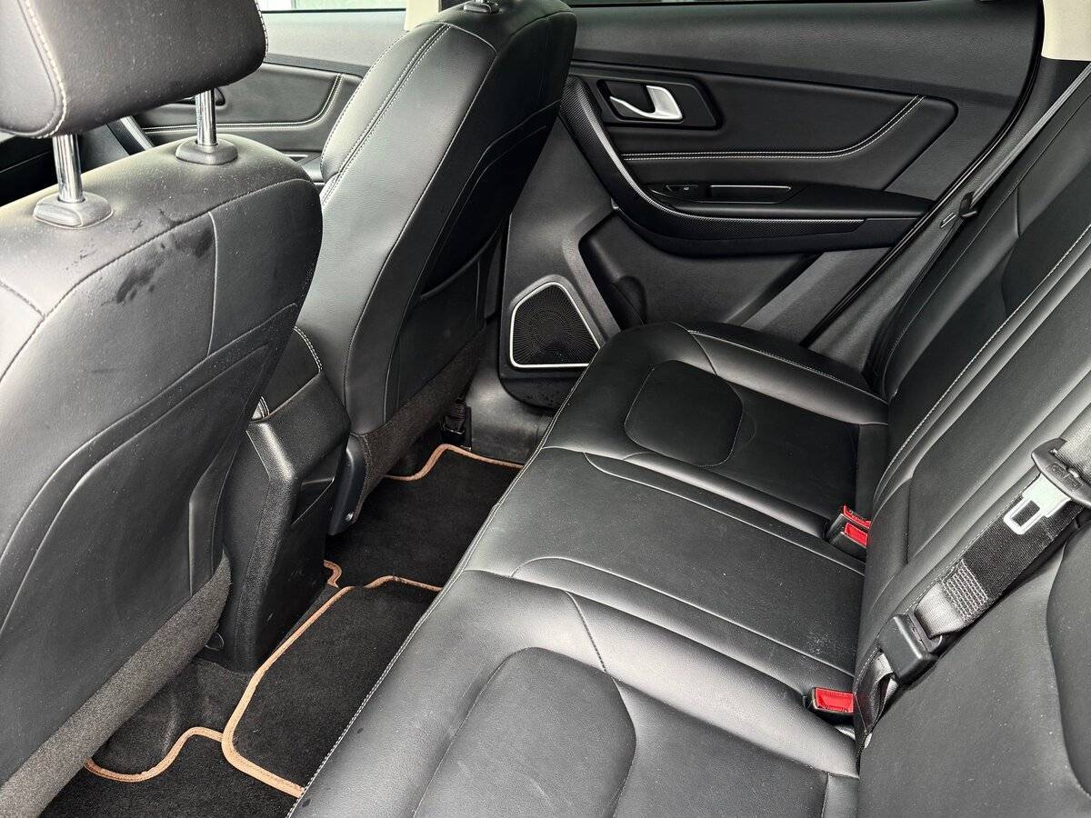 FAW Besturn X40, 2019 - 57 137 км. | Фото №8