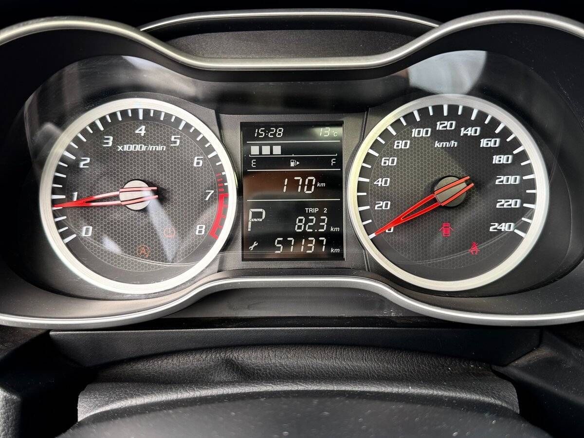 FAW Besturn X40, 2019 Фото №11