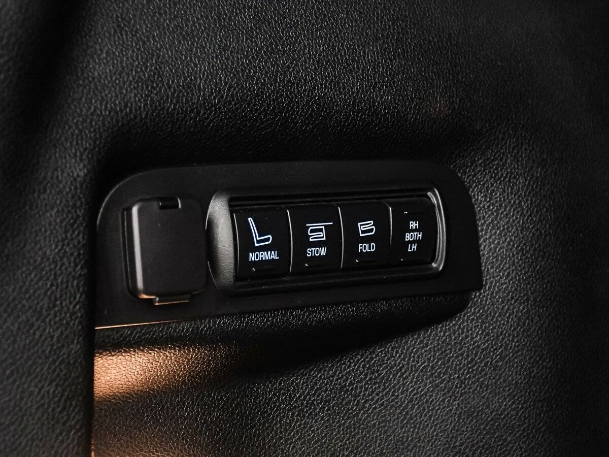 Ford Explorer, 2018 Фото №16