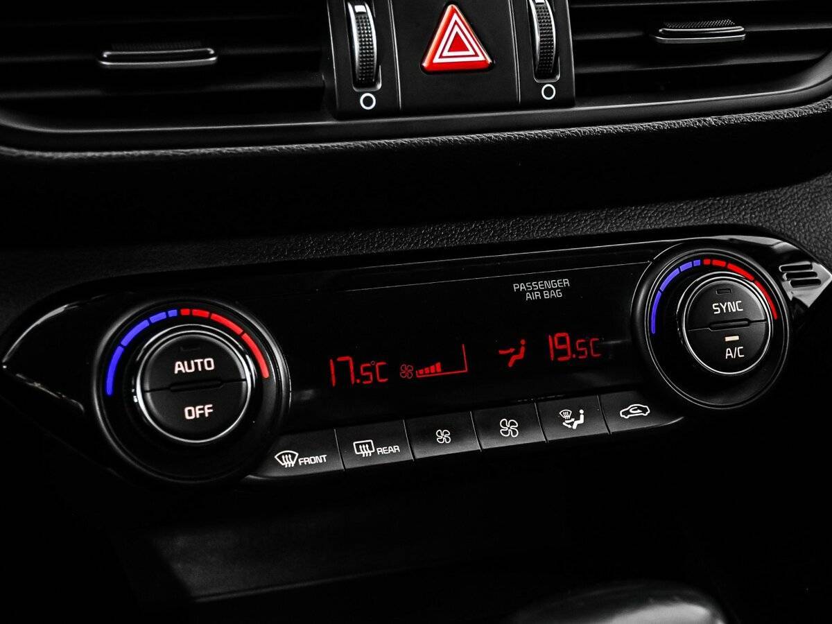 Kia Cerato, 2021 Фото №17