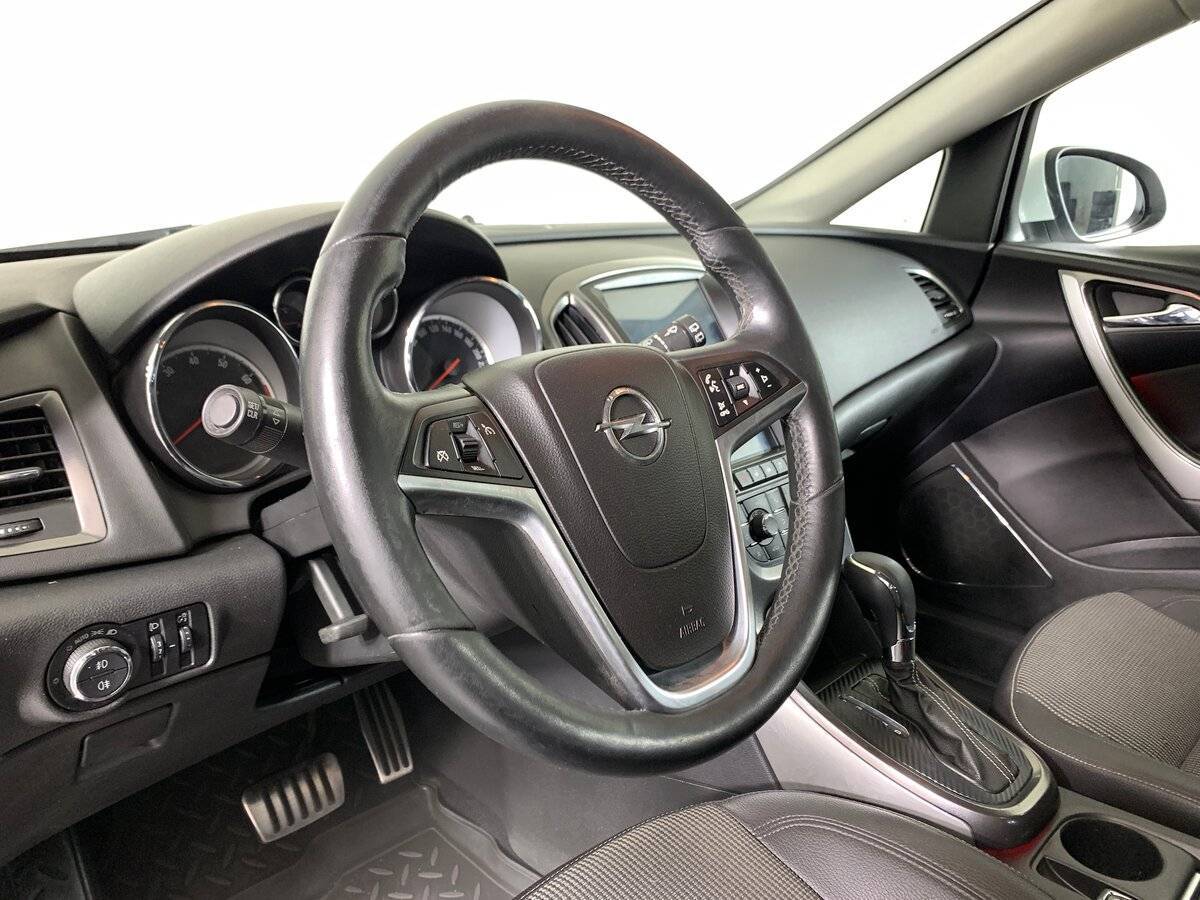 Opel Astra, 2011 Фото №11