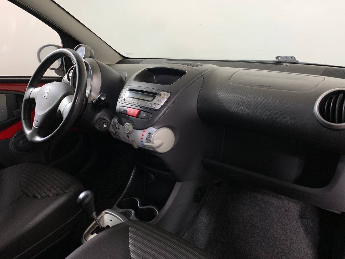 Peugeot 107, 2012 Фото №13