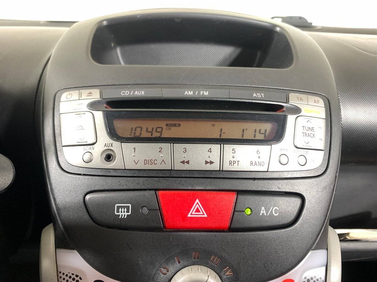 Peugeot 107, 2012 Фото №15