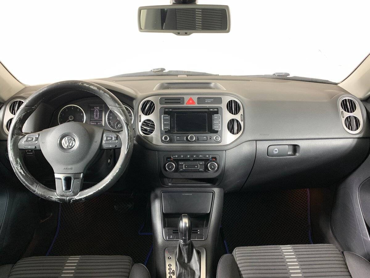 Volkswagen Tiguan, 2011 Фото №12