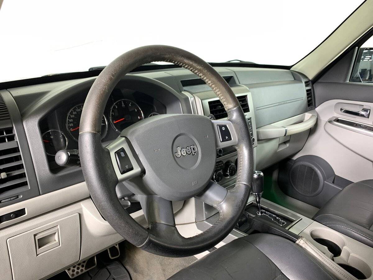 Jeep Cherokee, 2008 Фото №11