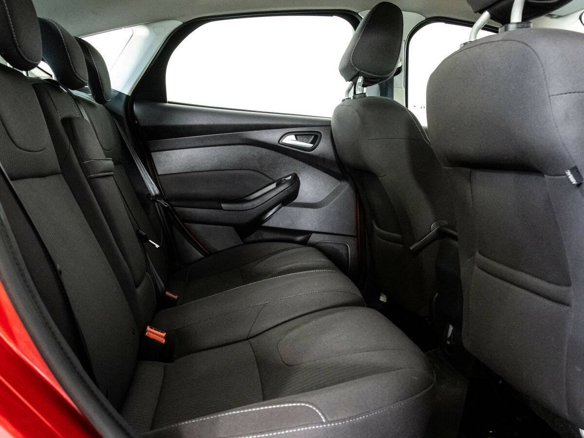 Ford Focus, 2011 Фото №12