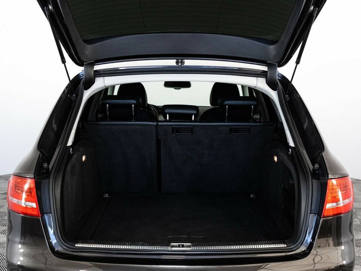 Audi A4, 2010 Фото №22