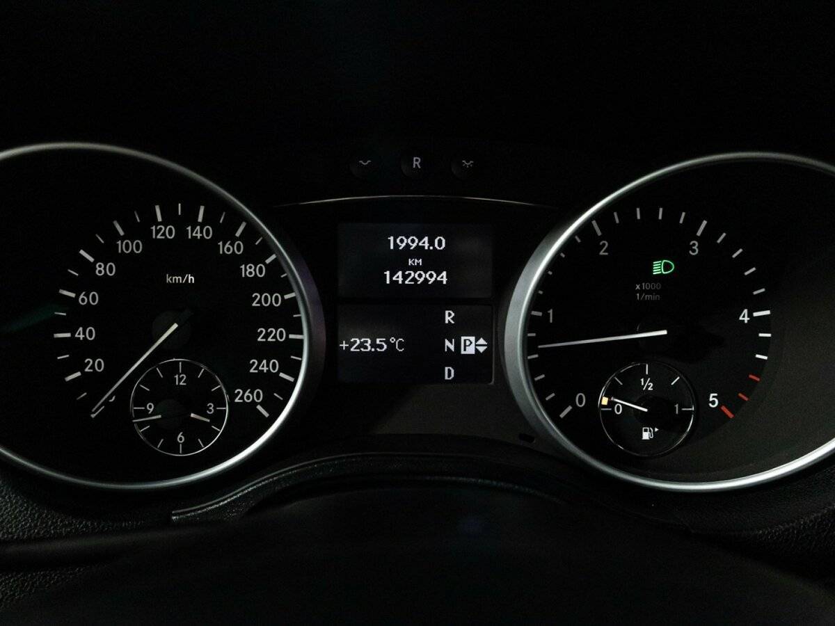 Mercedes-Benz M-Класс 350, 2011 Фото №12