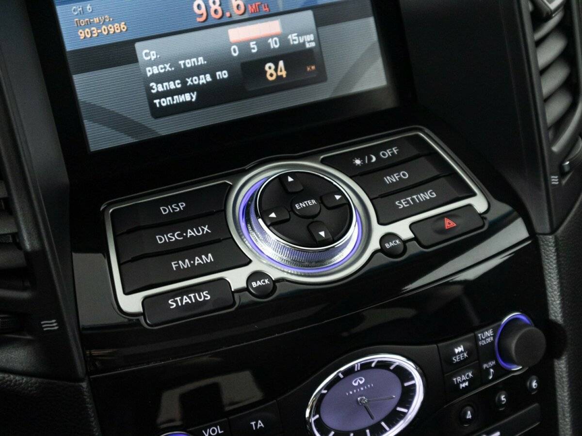 Infiniti QX70, 2016 Фото №21